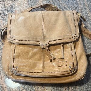 The Sak Woman’s Backpack Purse Tan Leather